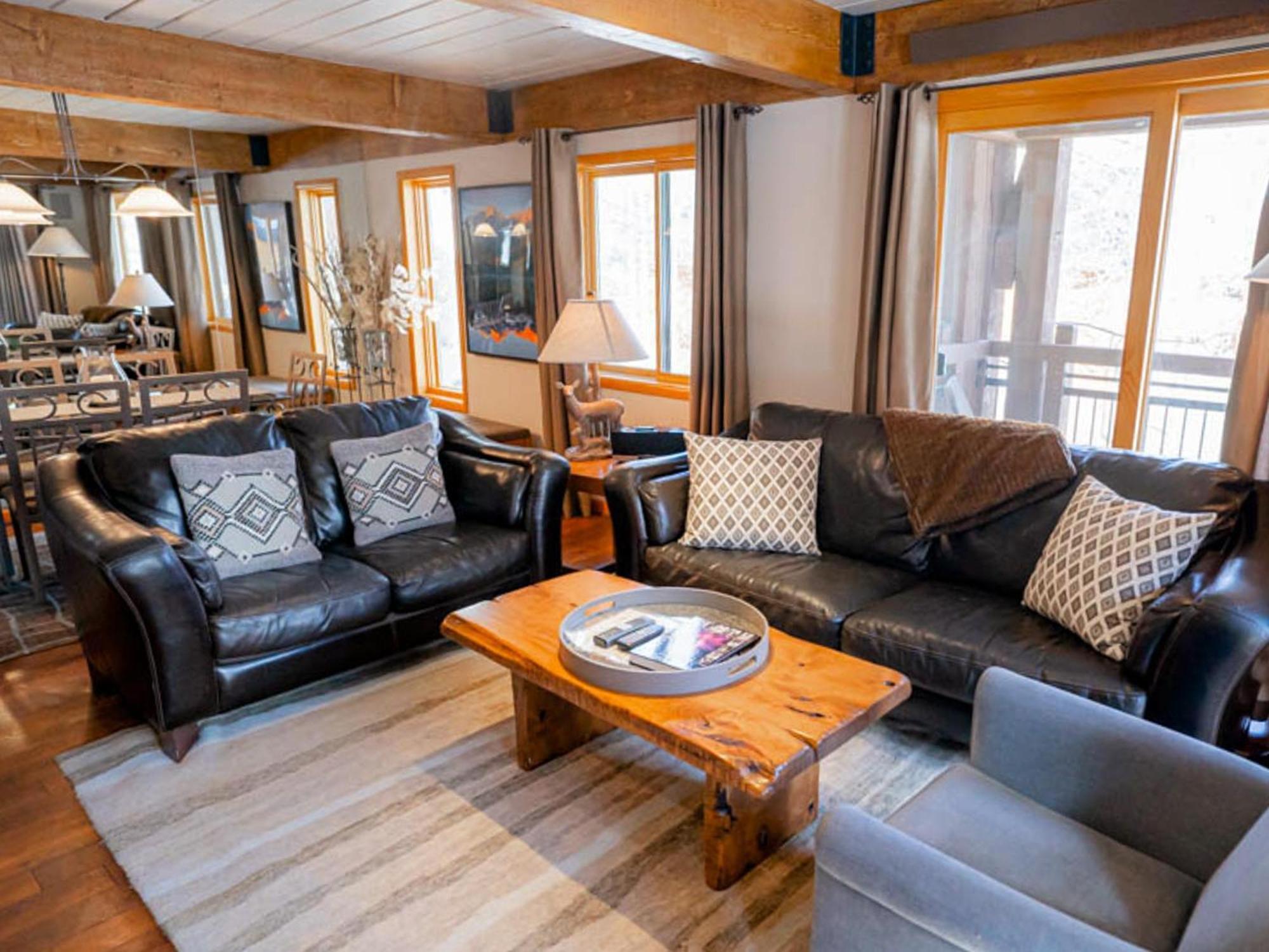 Lift One Condominiums - One, Two, Three Bedroom Units Adjacent To Downtown アスペン 部屋 写真