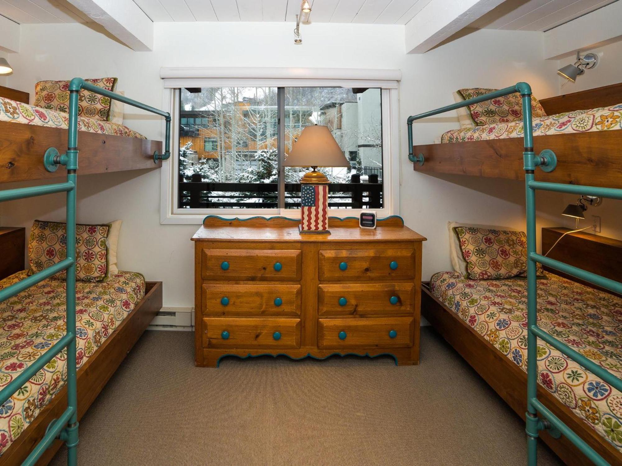 Lift One Condominiums - One, Two, Three Bedroom Units Adjacent To Downtown アスペン 部屋 写真
