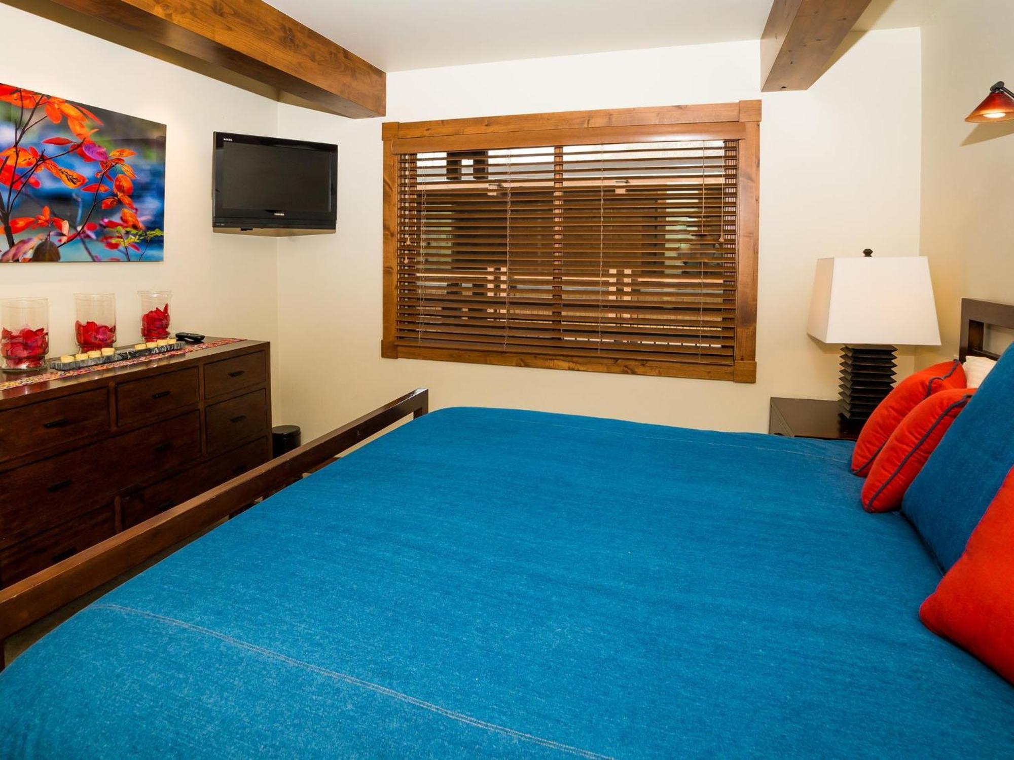 Lift One Condominiums - One, Two, Three Bedroom Units Adjacent To Downtown アスペン 部屋 写真