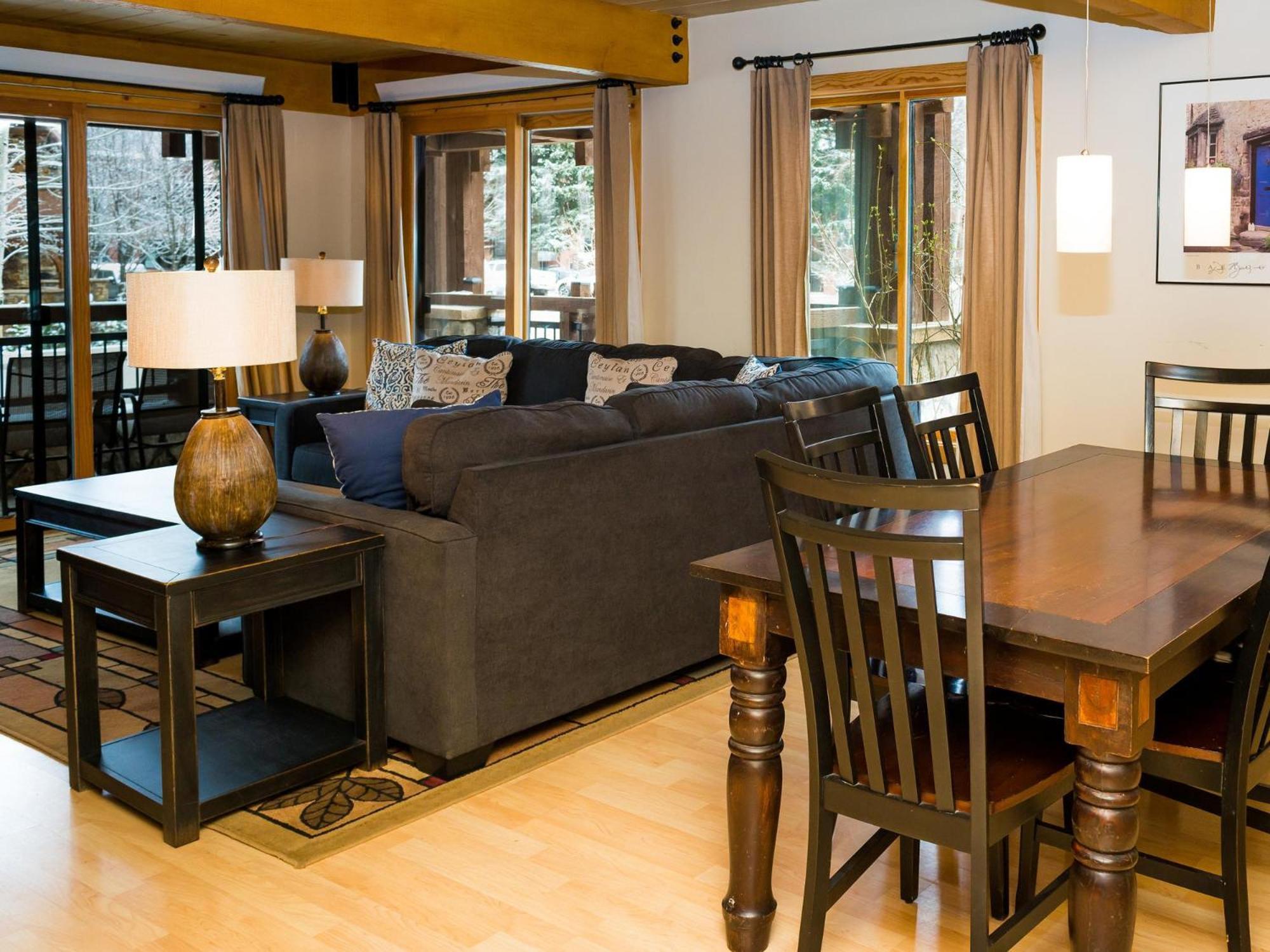 Lift One Condominiums - One, Two, Three Bedroom Units Adjacent To Downtown アスペン 部屋 写真