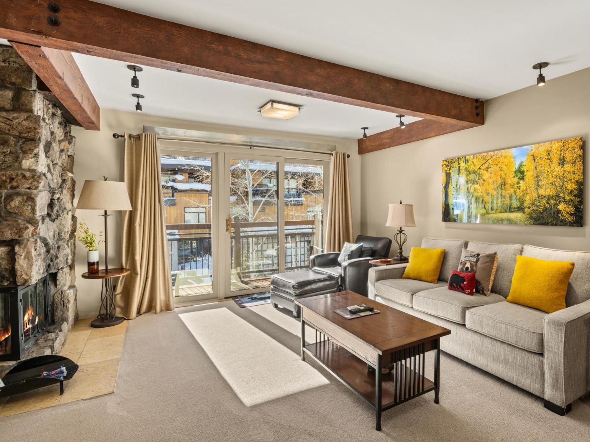 Lift One Condominiums - One, Two, Three Bedroom Units Adjacent To Downtown アスペン エクステリア 写真